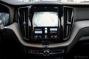 Volvo XC60  Hybrid - 11