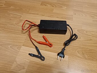 Batéria Lifepo4 12V 100Ah - 11