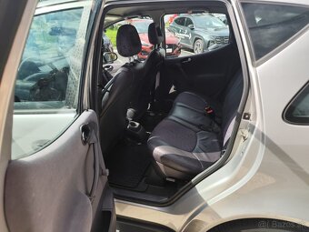Mercedes-Benz A trieda - 11