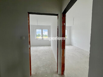 Rovinka -predaj 4 izbový byt so záhradkou. - 11