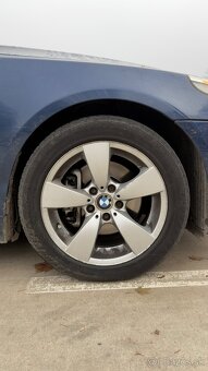 Rozpredám bmw 5 e61 3.0d 160kw - 11