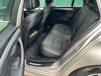 BMW 525 Xdrive rv:2011 naj.220tis.km - 11