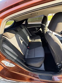 Hyundai i30 1.6 crdi 81kw 2014 - 11
