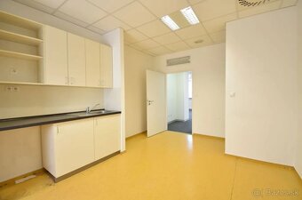 Predaj reprezentatívny priestor, 798 m2, Suché Mýto, BA - 11