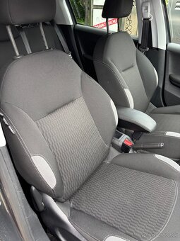 Peugeot 208 / 2014 / 1.2 Benzín - 11