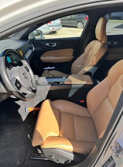Volvo v60 - 11