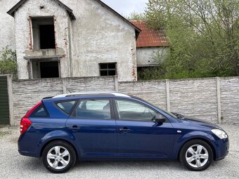 Kia Cee´d SW 1.4 CVVT 16V EX - 11