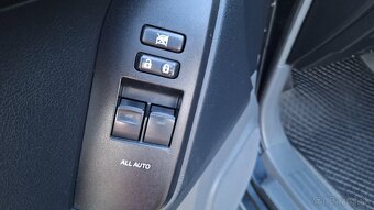 Toyota Landcruiser 3.0D 127KW rok 2010 facelift AUTOMAT - 11
