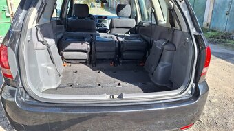 Toyota Avensis Verso,2.0 D 85 kw - 11