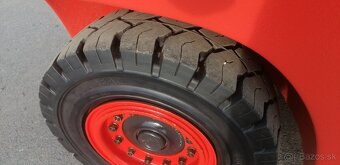 LINDE H70D-03 pozicionér, boční posuv SLEVA - 11