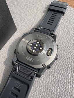 Garmin D2 MACH1 PRO (51 mm) - 11