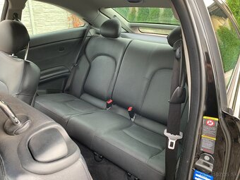 MERCEDES-BENZ C TRIEDA KUPÉ 230 V6 EVOLUTION SPORT 7G A/T - 11