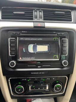 Škoda superb 2,0 4x4 DSG - 11