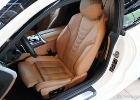 BMW Řada 8 840i xDrive coupe BW/Carbon benzín automat - 11