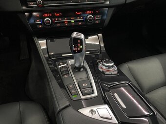 BMW 520d xDrive A/T 140 kw - 11