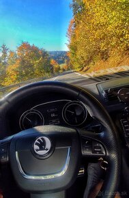 Skoda octavia 2FL RS TDI DSG - 11