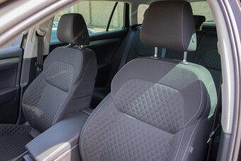 Škoda Superb combi DSG 2,0TDI - 11