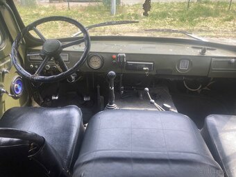 UAZ 452A - Buchanka - 11
