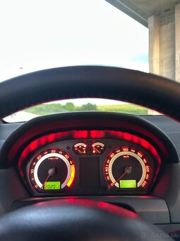 Skoda Fabia RS 1.9TDI - 11