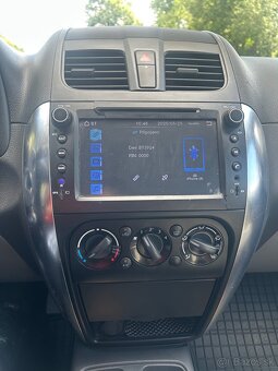 Suzuki SX4 4x4 - 11