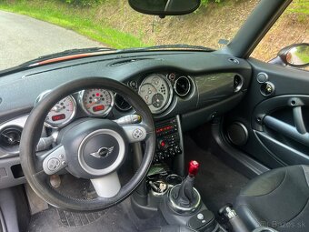 Mini Cooper 1.6i 85kw / 116ps , Panorama - 11