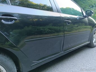 Predám Volkswagen golf 5 1.6 fsi - 11