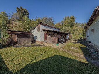 RODINNÝ DOM V PRUSKOM ZA CENU BYTU S VEĽKÝM POTENCIÁLOM - 11