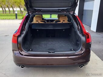 Volvo V90 T4 2.0L Momentum Pro A/T - 11
