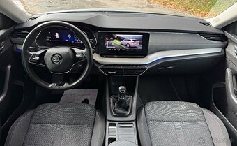 ŠKODA OCTAVIA IV 1.5TSI STYLE MATRIX LED KESSY TAŽNÉ - 11