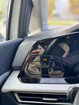 Volkswagen Golf 2022, 2.0 TDI, manuálna prevodovka - 11