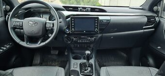 Toyota Hilux - 11
