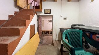 Rekreačná chata s vinohradom 608 m2, Jelenec, Nitra - 11