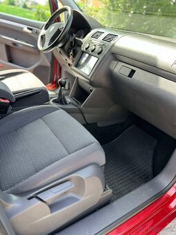 Volkswagen touran 2.0l diesel - 11