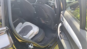 BMW X1 sDrive 18d - 11