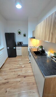 Na prenájom 2 izbový moderný byt BLÍZKO CENTRA - 11