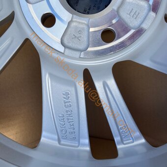 NOVÉ Nevis Octavia 4 - 11