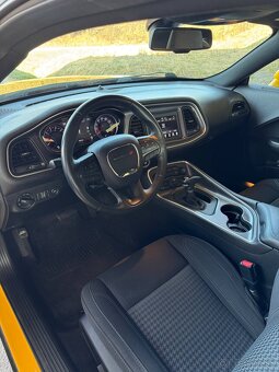 Dodge Challenger 3.6 - 2018 – 85 200 km  Magnaflow výfuk - 11