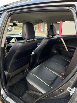 Toyota RAV4 2.2 l D-CAT Executive 2014 - 11