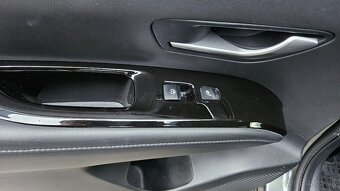 Hyundai Tucson 1.6 T-GDi Mild Hybrid Style A/T - 11