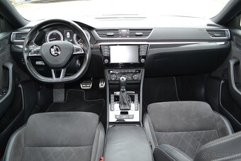 Škoda Superb 2.0 TDI DSG Sport Line - 11