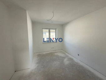 4i rodinny dom Novostavba / 100 m2 úžitková plocha - 11