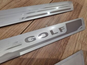 OCHRANNE DEKORACNE PRAHOVE LISTY - 11