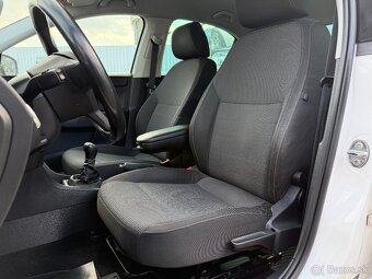 Škoda Rapid 1.6 TDI Elegance - 11