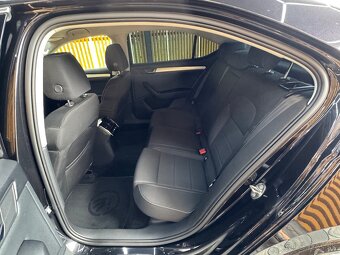 Škoda Superb 1.4 TSI 150k ACT Ambition - 11