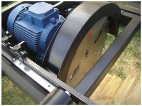 Kmeňová píla, Uhlová preklopná píla, Porez guľatiny, Gater - 11