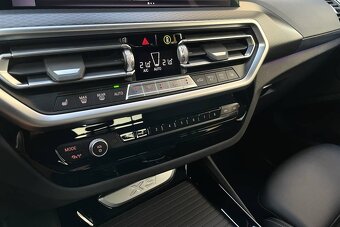 BMW X3 xDrive20d mHEV M-PACKET - 11