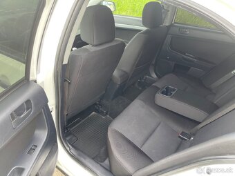 Mitsubishi Lancer 1.5 - 11