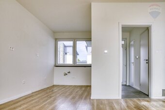REZERVÁCIA Rodinný dom na predaj, Dunajská Streda, 4 izby, - 11