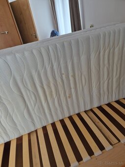 Manželská posteľ s matracmi 160 x 200 cm. - 11