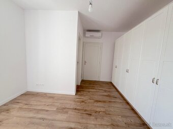Prenájom 4 iz.bytu s výhľadom na hrad, Palisády, BratislavaI - 11